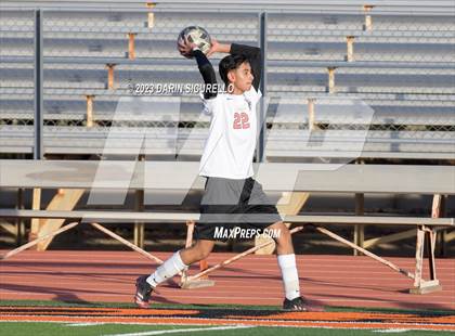 Thumbnail 2 in Alhambra vs. Mesa photogallery.