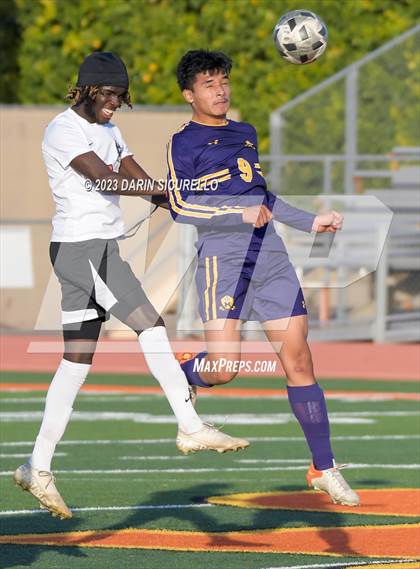 Thumbnail 1 in Alhambra vs. Mesa photogallery.