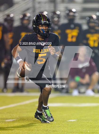 Thumbnail 3 in Oak Grove @ Jay M. Robinson (NCHSAA 5A Round 3) photogallery.
