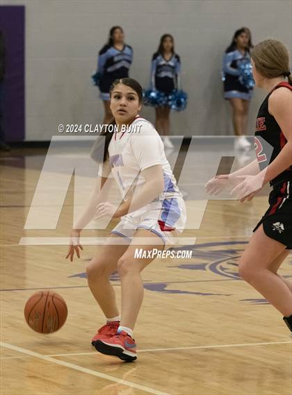 Thumbnail 2 in Lapwai vs. Prairie photogallery.