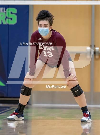 Thumbnail 1 in Mountain Island Charter vs East Wake Academy (NCHSAA 1A Finals) (1 of 2 - the game) photogallery.