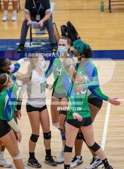 Thumbnail 3 in Mountain Island Charter vs East Wake Academy (NCHSAA 1A Finals) (1 of 2 - the game) photogallery.