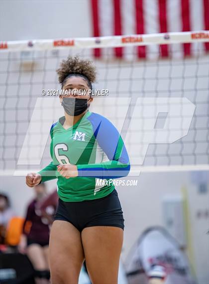 Thumbnail 3 in Mountain Island Charter vs East Wake Academy (NCHSAA 1A Finals) (1 of 2 - the game) photogallery.