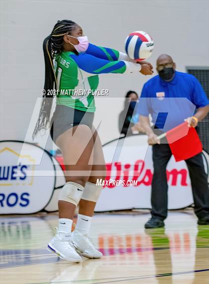 Thumbnail 1 in Mountain Island Charter vs East Wake Academy (NCHSAA 1A Finals) (1 of 2 - the game) photogallery.