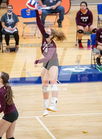 Thumbnail 3 in Mountain Island Charter vs East Wake Academy (NCHSAA 1A Finals) (1 of 2 - the game) photogallery.