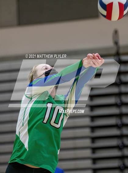 Thumbnail 1 in Mountain Island Charter vs East Wake Academy (NCHSAA 1A Finals) (1 of 2 - the game) photogallery.