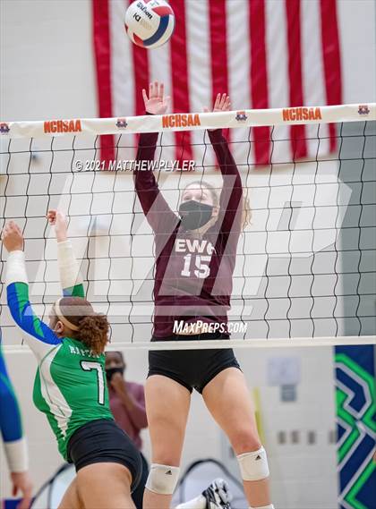 Thumbnail 1 in Mountain Island Charter vs East Wake Academy (NCHSAA 1A Finals) (1 of 2 - the game) photogallery.
