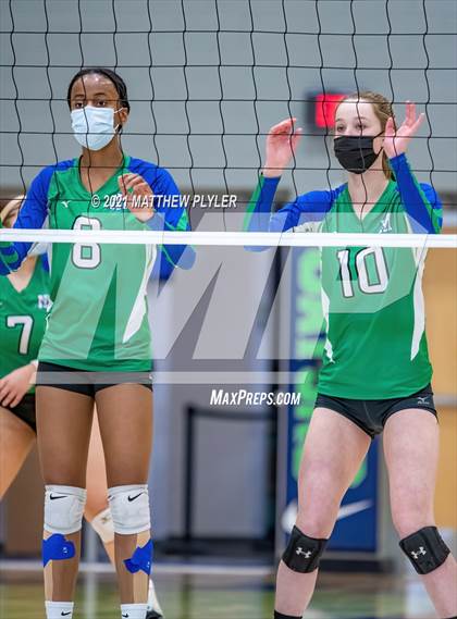Thumbnail 2 in Mountain Island Charter vs East Wake Academy (NCHSAA 1A Finals) (1 of 2 - the game) photogallery.