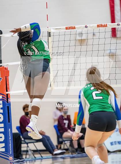 Thumbnail 1 in Mountain Island Charter vs East Wake Academy (NCHSAA 1A Finals) (1 of 2 - the game) photogallery.