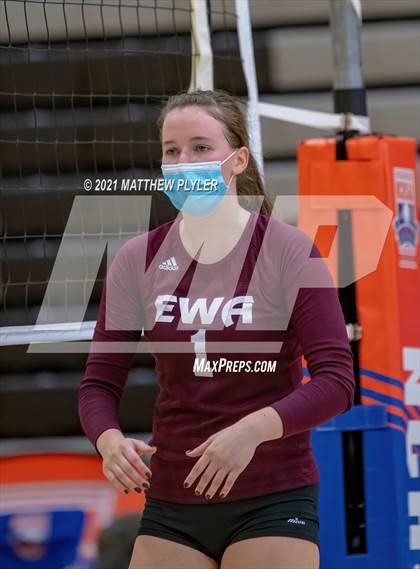 Thumbnail 1 in Mountain Island Charter vs East Wake Academy (NCHSAA 1A Finals) (1 of 2 - the game) photogallery.