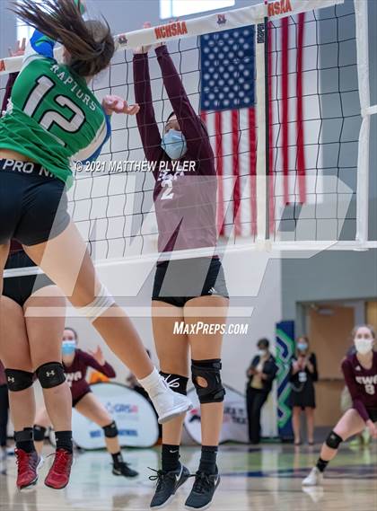 Thumbnail 1 in Mountain Island Charter vs East Wake Academy (NCHSAA 1A Finals) (1 of 2 - the game) photogallery.