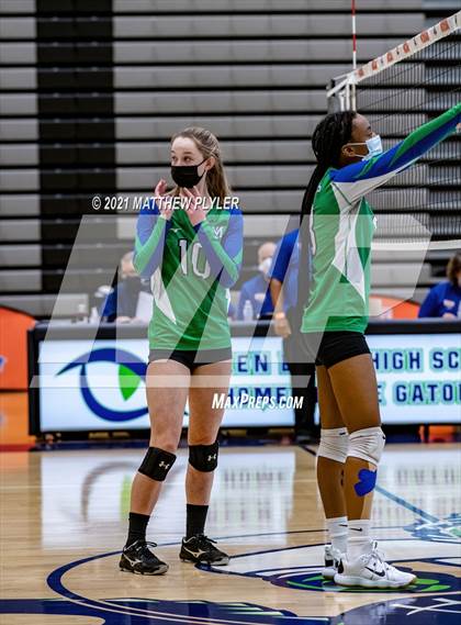 Thumbnail 1 in Mountain Island Charter vs East Wake Academy (NCHSAA 1A Finals) (1 of 2 - the game) photogallery.