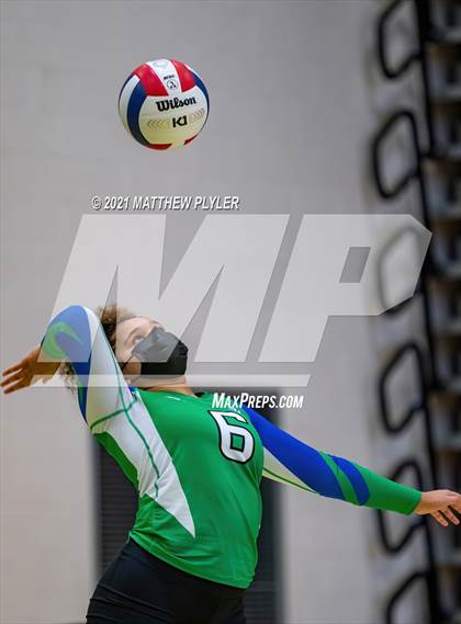 Thumbnail 1 in Mountain Island Charter vs East Wake Academy (NCHSAA 1A Finals) (1 of 2 - the game) photogallery.