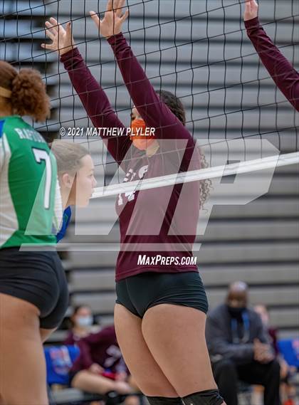 Thumbnail 1 in Mountain Island Charter vs East Wake Academy (NCHSAA 1A Finals) (1 of 2 - the game) photogallery.