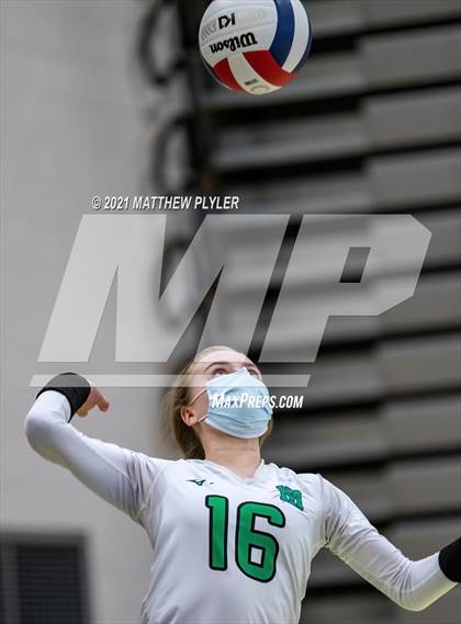 Thumbnail 3 in Mountain Island Charter vs East Wake Academy (NCHSAA 1A Finals) (1 of 2 - the game) photogallery.