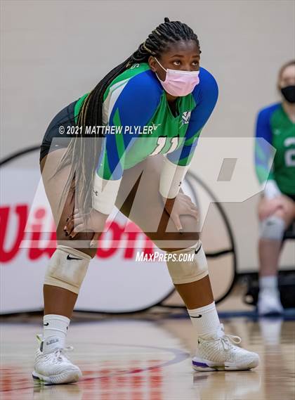 Thumbnail 2 in Mountain Island Charter vs East Wake Academy (NCHSAA 1A Finals) (1 of 2 - the game) photogallery.