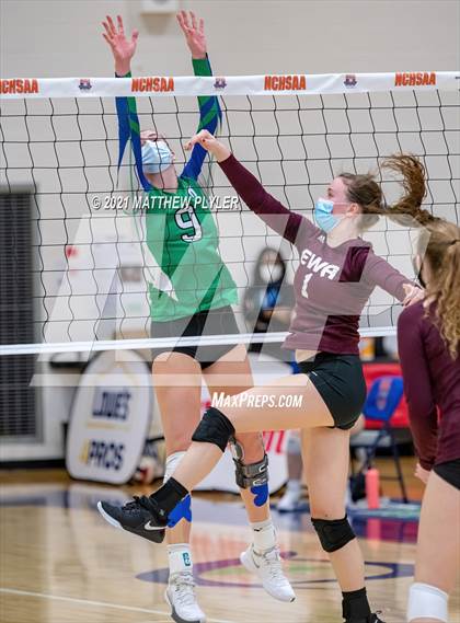 Thumbnail 3 in Mountain Island Charter vs East Wake Academy (NCHSAA 1A Finals) (1 of 2 - the game) photogallery.