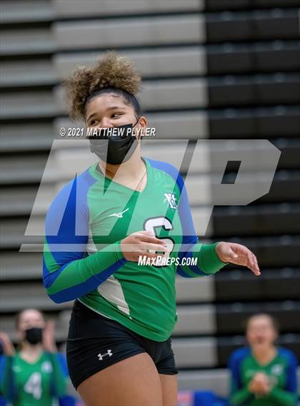 Thumbnail 3 in Mountain Island Charter vs East Wake Academy (NCHSAA 1A Finals) (1 of 2 - the game) photogallery.