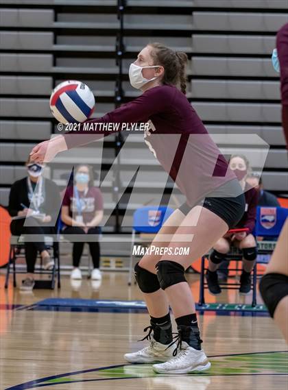 Thumbnail 3 in Mountain Island Charter vs East Wake Academy (NCHSAA 1A Finals) (1 of 2 - the game) photogallery.