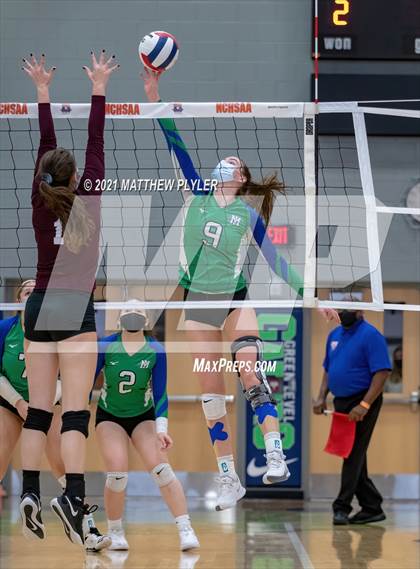 Thumbnail 2 in Mountain Island Charter vs East Wake Academy (NCHSAA 1A Finals) (1 of 2 - the game) photogallery.