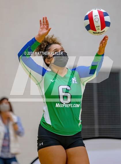 Thumbnail 2 in Mountain Island Charter vs East Wake Academy (NCHSAA 1A Finals) (1 of 2 - the game) photogallery.