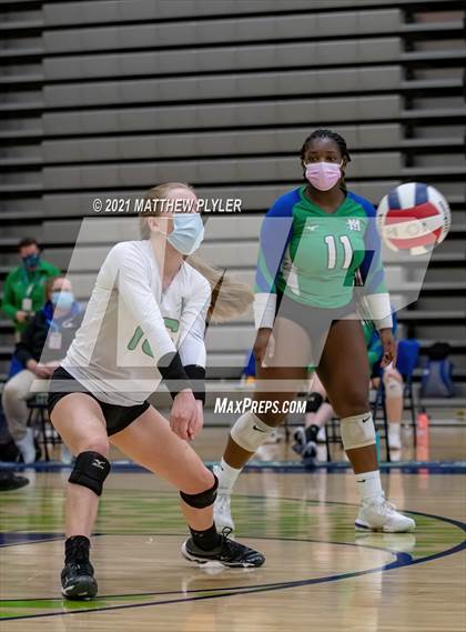 Thumbnail 3 in Mountain Island Charter vs East Wake Academy (NCHSAA 1A Finals) (1 of 2 - the game) photogallery.