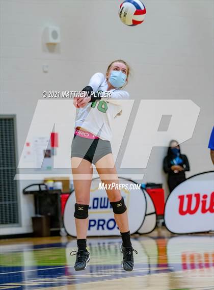 Thumbnail 3 in Mountain Island Charter vs East Wake Academy (NCHSAA 1A Finals) (1 of 2 - the game) photogallery.
