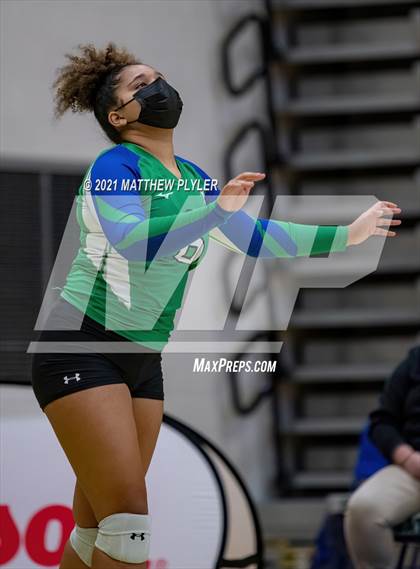 Thumbnail 2 in Mountain Island Charter vs East Wake Academy (NCHSAA 1A Finals) (1 of 2 - the game) photogallery.