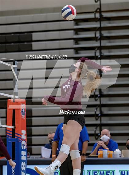 Thumbnail 3 in Mountain Island Charter vs East Wake Academy (NCHSAA 1A Finals) (1 of 2 - the game) photogallery.