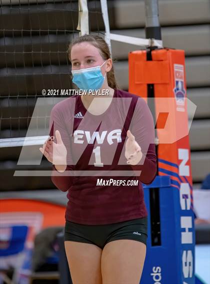 Thumbnail 1 in Mountain Island Charter vs East Wake Academy (NCHSAA 1A Finals) (1 of 2 - the game) photogallery.