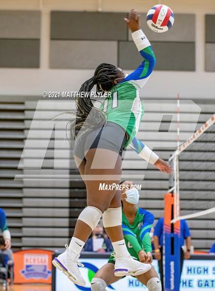 Thumbnail 3 in Mountain Island Charter vs East Wake Academy (NCHSAA 1A Finals) (1 of 2 - the game) photogallery.