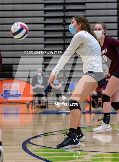 Thumbnail 3 in Mountain Island Charter vs East Wake Academy (NCHSAA 1A Finals) (1 of 2 - the game) photogallery.