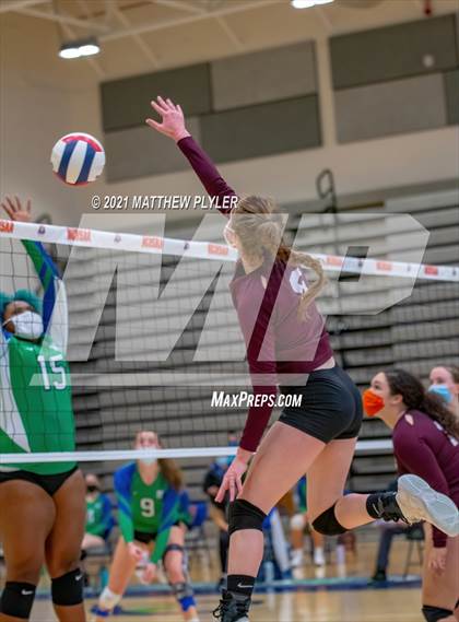 Thumbnail 2 in Mountain Island Charter vs East Wake Academy (NCHSAA 1A Finals) (1 of 2 - the game) photogallery.
