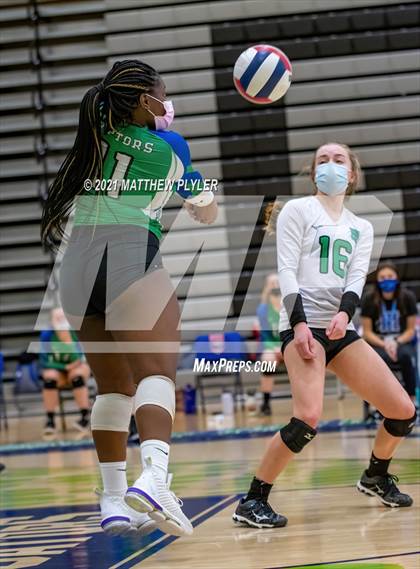 Thumbnail 2 in Mountain Island Charter vs East Wake Academy (NCHSAA 1A Finals) (1 of 2 - the game) photogallery.