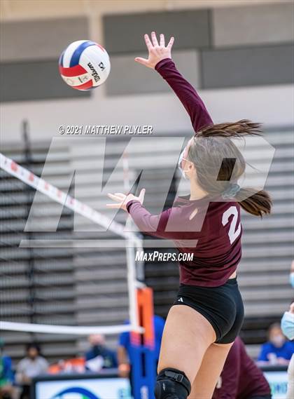 Thumbnail 2 in Mountain Island Charter vs East Wake Academy (NCHSAA 1A Finals) (1 of 2 - the game) photogallery.
