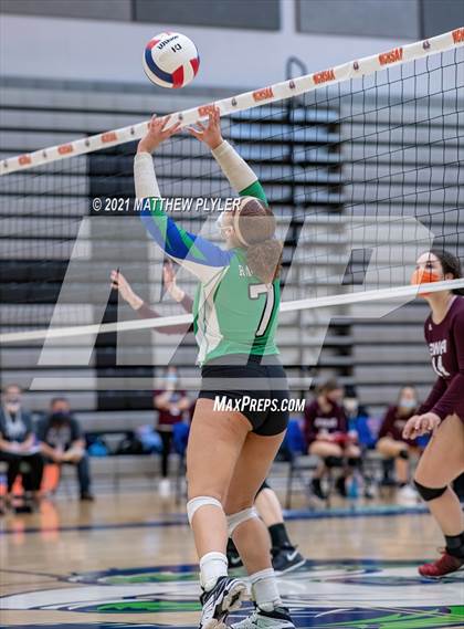Thumbnail 2 in Mountain Island Charter vs East Wake Academy (NCHSAA 1A Finals) (1 of 2 - the game) photogallery.