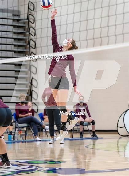 Thumbnail 1 in Mountain Island Charter vs East Wake Academy (NCHSAA 1A Finals) (1 of 2 - the game) photogallery.