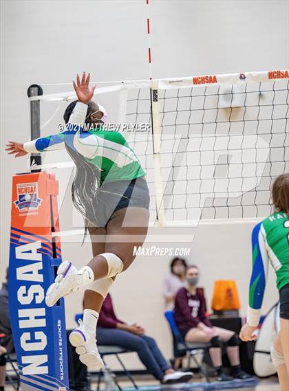 Thumbnail 3 in Mountain Island Charter vs East Wake Academy (NCHSAA 1A Finals) (1 of 2 - the game) photogallery.