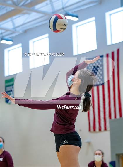 Thumbnail 1 in Mountain Island Charter vs East Wake Academy (NCHSAA 1A Finals) (1 of 2 - the game) photogallery.
