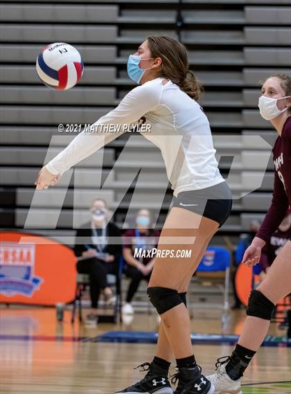 Thumbnail 3 in Mountain Island Charter vs East Wake Academy (NCHSAA 1A Finals) (1 of 2 - the game) photogallery.