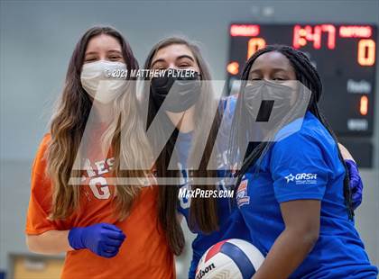Thumbnail 3 in Mountain Island Charter vs East Wake Academy (NCHSAA 1A Finals) (1 of 2 - the game) photogallery.