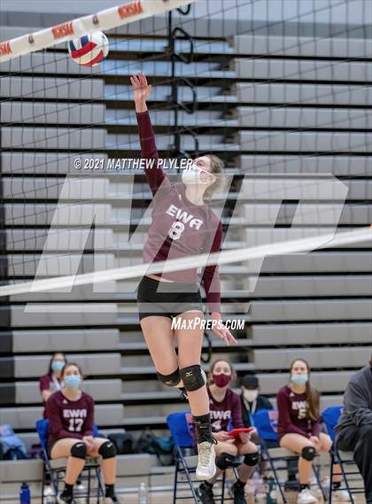Thumbnail 1 in Mountain Island Charter vs East Wake Academy (NCHSAA 1A Finals) (1 of 2 - the game) photogallery.