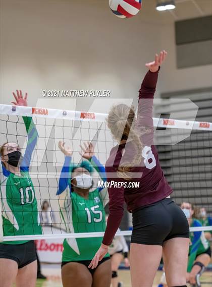 Thumbnail 1 in Mountain Island Charter vs East Wake Academy (NCHSAA 1A Finals) (1 of 2 - the game) photogallery.