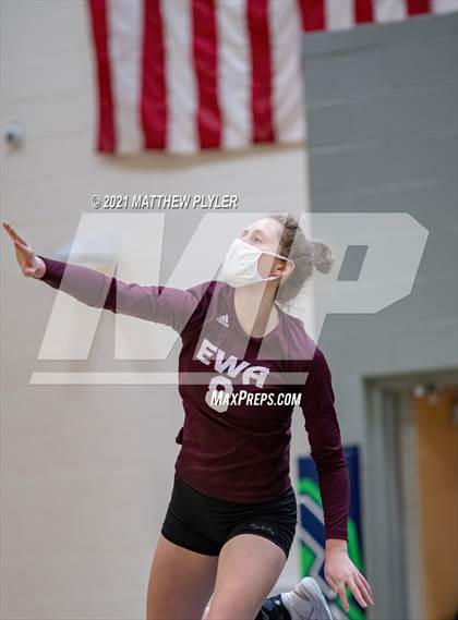 Thumbnail 2 in Mountain Island Charter vs East Wake Academy (NCHSAA 1A Finals) (1 of 2 - the game) photogallery.