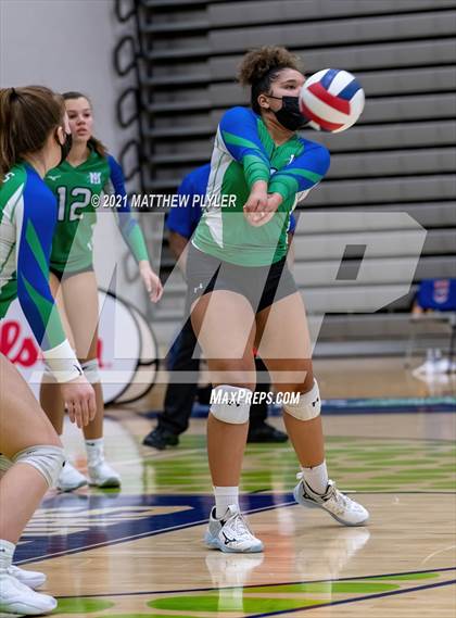 Thumbnail 1 in Mountain Island Charter vs East Wake Academy (NCHSAA 1A Finals) (1 of 2 - the game) photogallery.