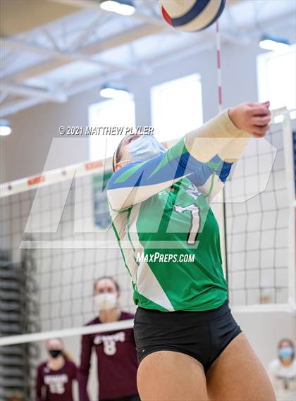 Thumbnail 2 in Mountain Island Charter vs East Wake Academy (NCHSAA 1A Finals) (1 of 2 - the game) photogallery.