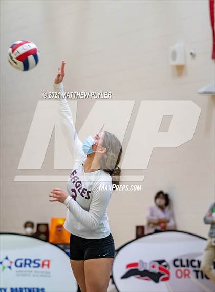 Thumbnail 1 in Mountain Island Charter vs East Wake Academy (NCHSAA 1A Finals) (1 of 2 - the game) photogallery.