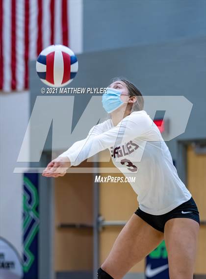 Thumbnail 2 in Mountain Island Charter vs East Wake Academy (NCHSAA 1A Finals) (1 of 2 - the game) photogallery.