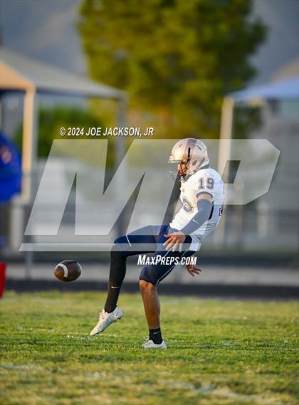 Thumbnail 3 in Sahuaro vs Cienega photogallery.