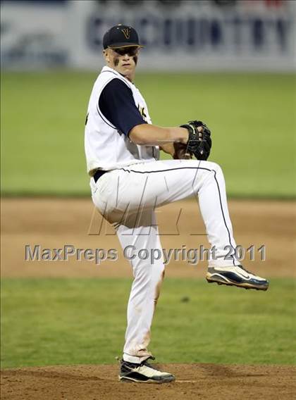 Thumbnail 1 in Victor vs Webster Thomas (Section 5 Class AA Semifinal) photogallery.